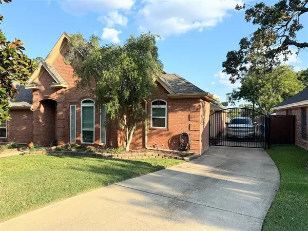 Mansfield, TX 76063,9 Red Oak Court