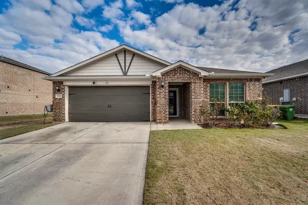 2012 Canterbury Drive, Seagoville, TX 75159