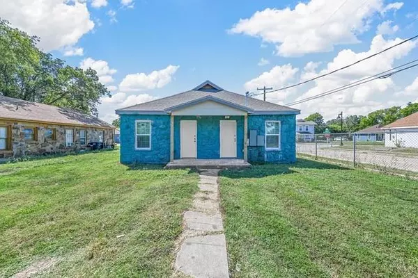 1603 E Hattie Street, Fort Worth, TX 76104