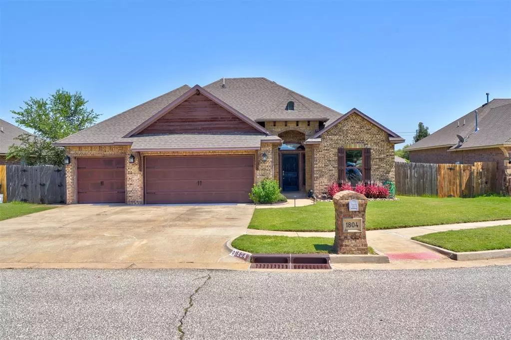 Yukon, OK 73099,1804 Alexander Way