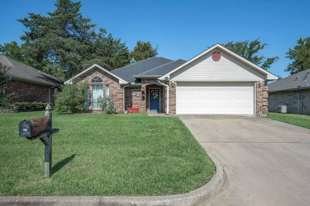 Canton, TX 75103,318 River Oaks Lane