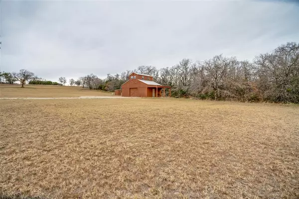 Iredell, TX 76649,160 PR 2161