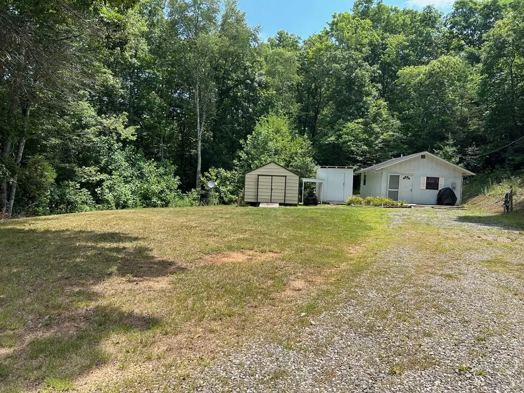 Blairsville, GA 30502,821 Loving Road