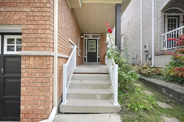 Peel, ON L6V 4R3,19 Martree CRES