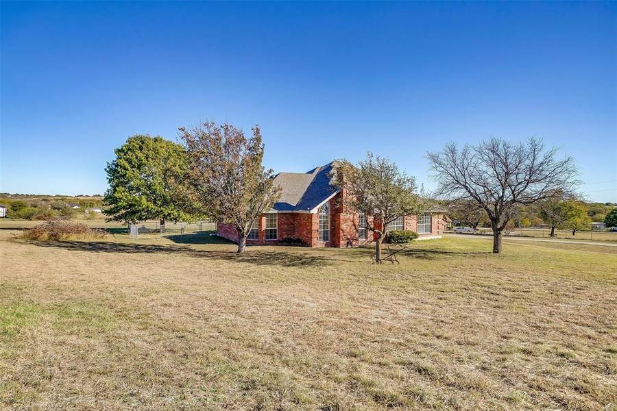 183 John Chisholm Road, Weatherford, TX 76087