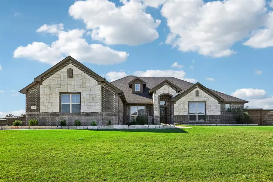 13505 Summer Moon Trail, Ponder, TX 76259