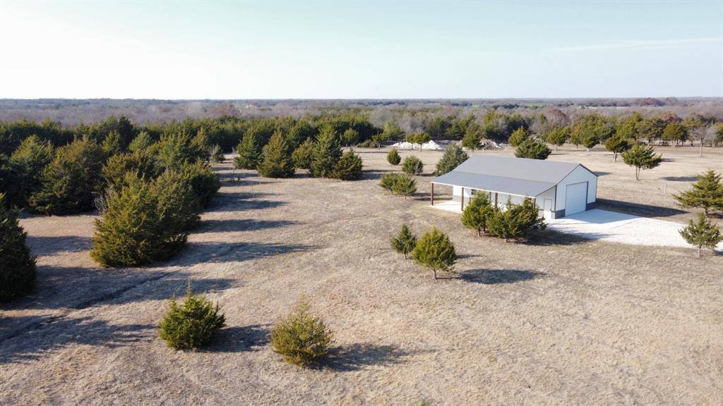 Whitewright, TX 75491,572 County Road 4524