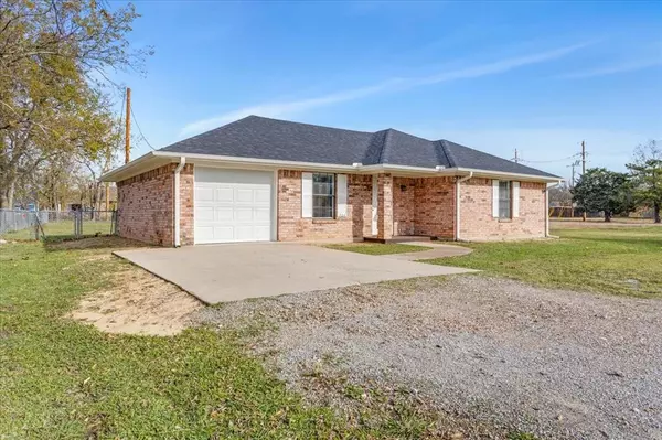 Leonard, TX 75452,306 E Hunt Street