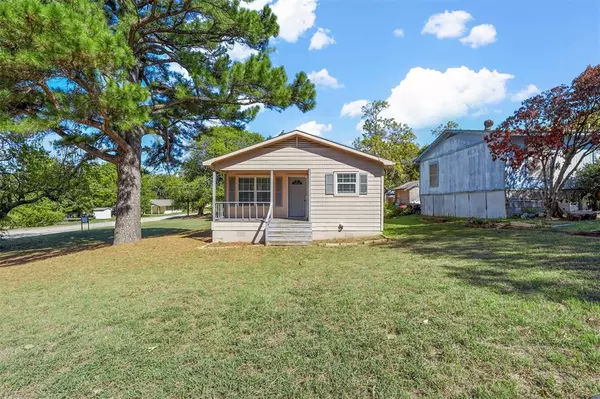 1223 W Nelson Street, Denison, TX 75020