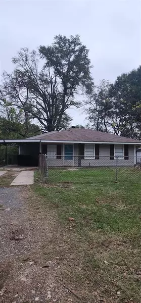 3032 Conmar Street, Shreveport, LA 71108