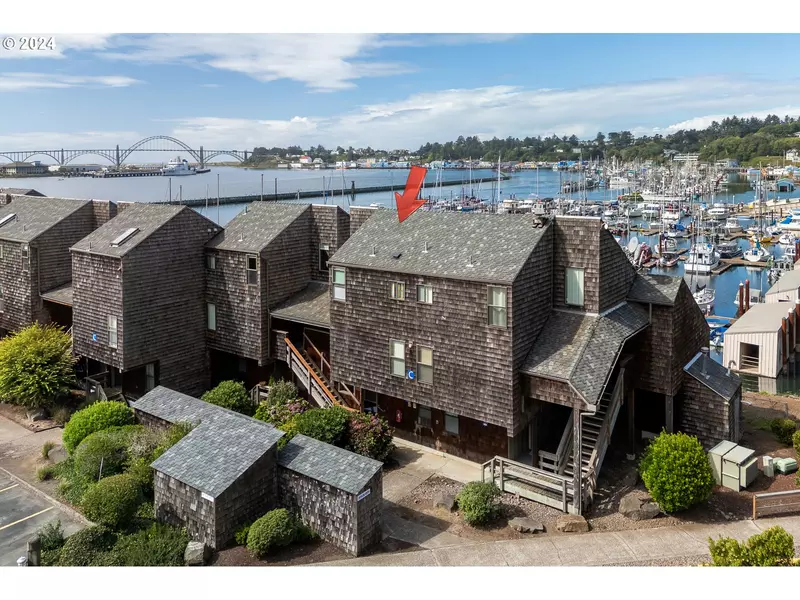 1000 SE BAY BLVD #201/301, Newport, OR 97365