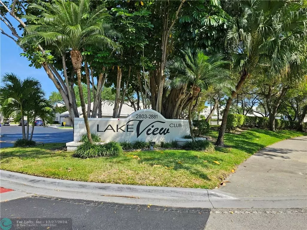 Oakland Park, FL 33309,2841 N Oakland Forest Dr  #309