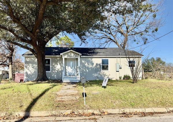 Sulphur Springs, TX 75482,598 Van Sickle Street