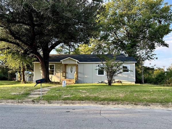 Sulphur Springs, TX 75482,598 Van Sickle Street