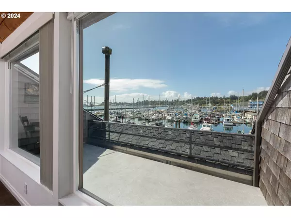 Newport, OR 97365,1000 SE BAY BLVD #202/302