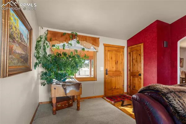 Larkspur, CO 80118,12154 Mesa View RD