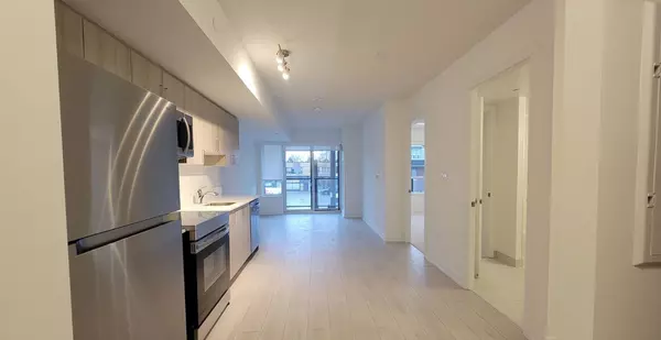 556 Marlee AVE #206, Toronto W04, ON M6B 0B1