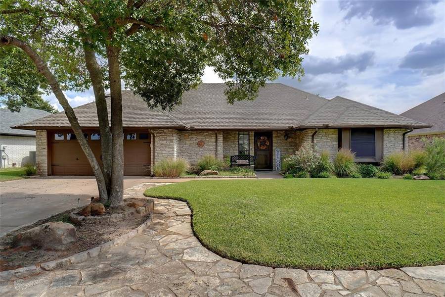 1111 Canvasback Drive, Granbury, TX 76048