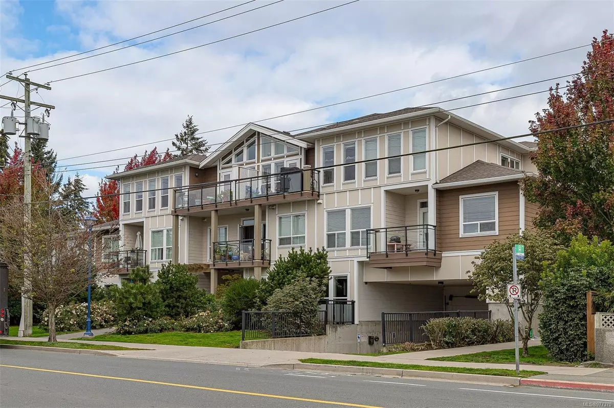 Langford, BC V9B 2S3,938 Dunford Ave #214