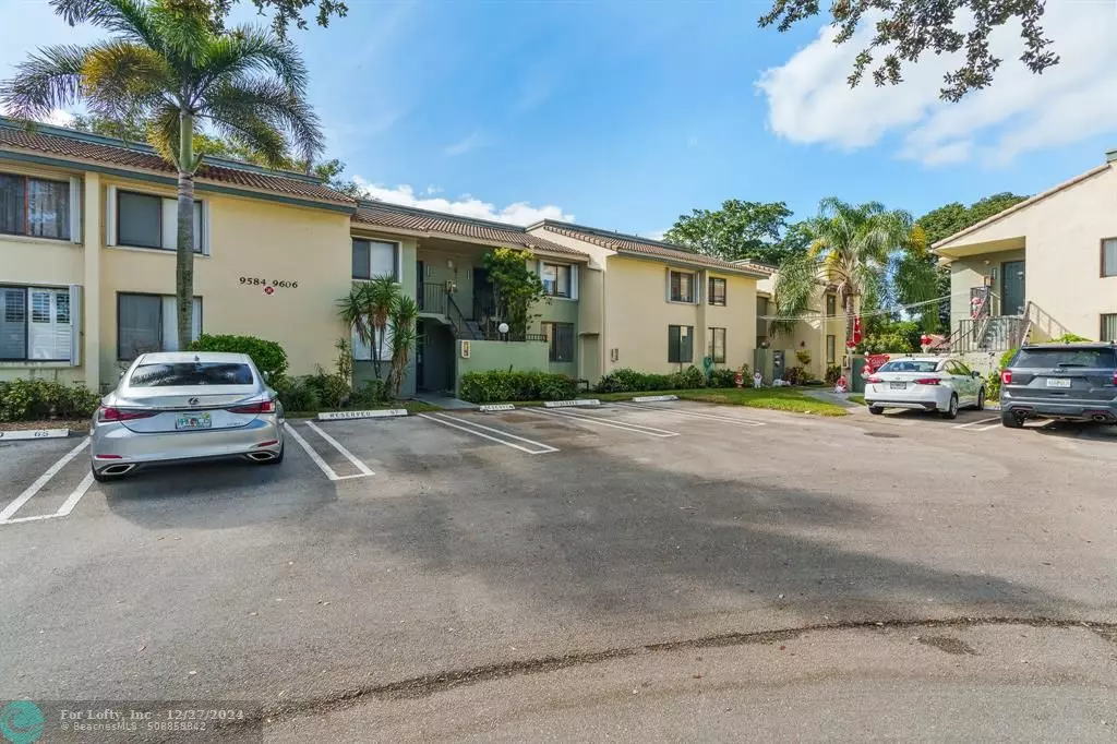 Coral Springs, FL 33071,9592 SW 1st Ct  #13-F