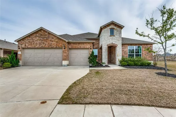 804 Rough Hollow Drive, Mckinney, TX 75071