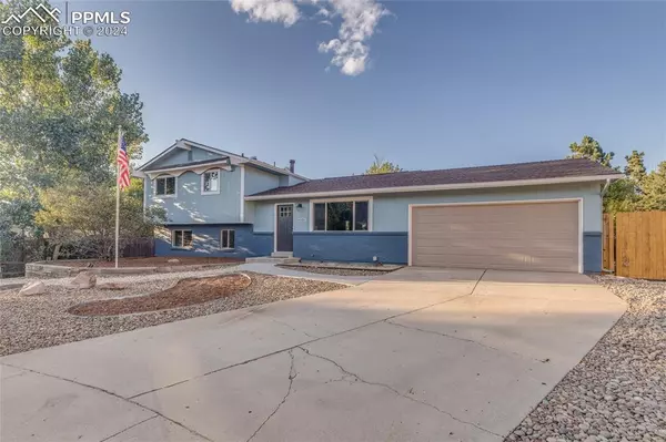 6525 Dublin CIR, Colorado Springs, CO 80918