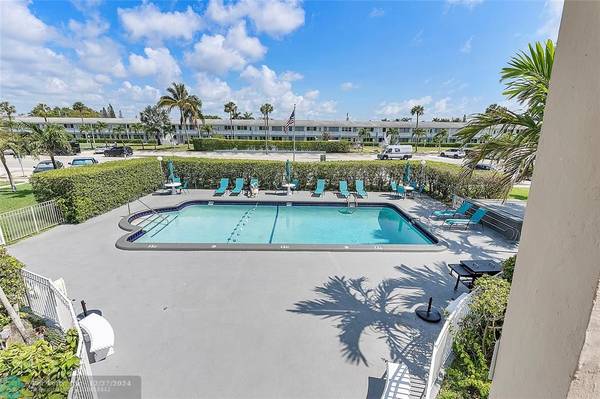 900 Atlantic Shores Blvd  #217,  Hallandale Beach,  FL 33009