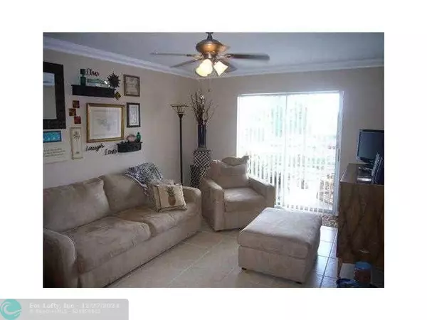 Pompano Beach, FL 33063,6505 Winfield Blvd  #B-14