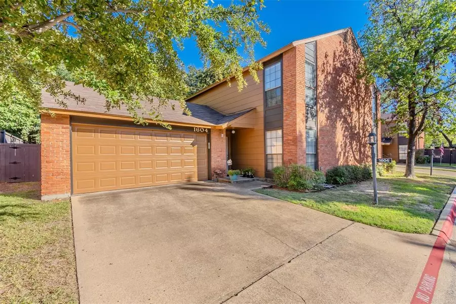 1604 Brentwood Drive, Irving, TX 75061