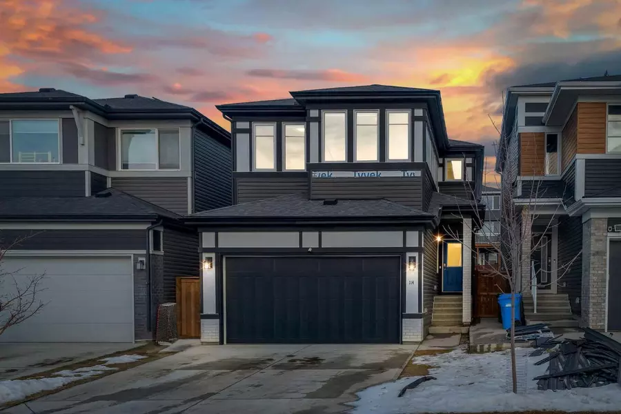 114 Lucas TER NW, Calgary, AB T3P1P9