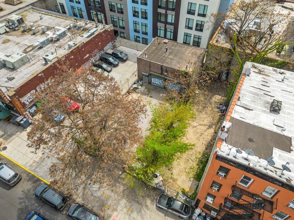 Brooklyn, NY 11215,590 Union ST