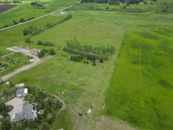 Rural Foothills County, AB T0L0X0,186 AVE West