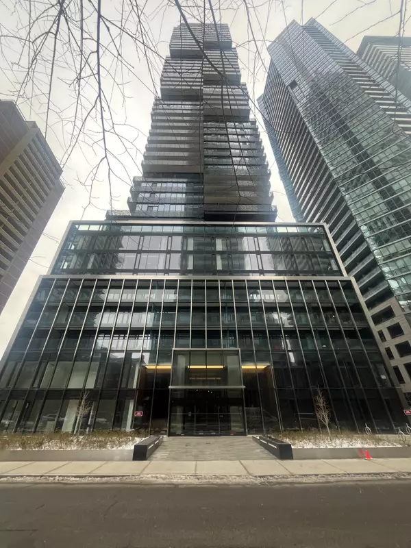 55 Charles ST E #3112, Toronto C08, ON M4Y 0J1