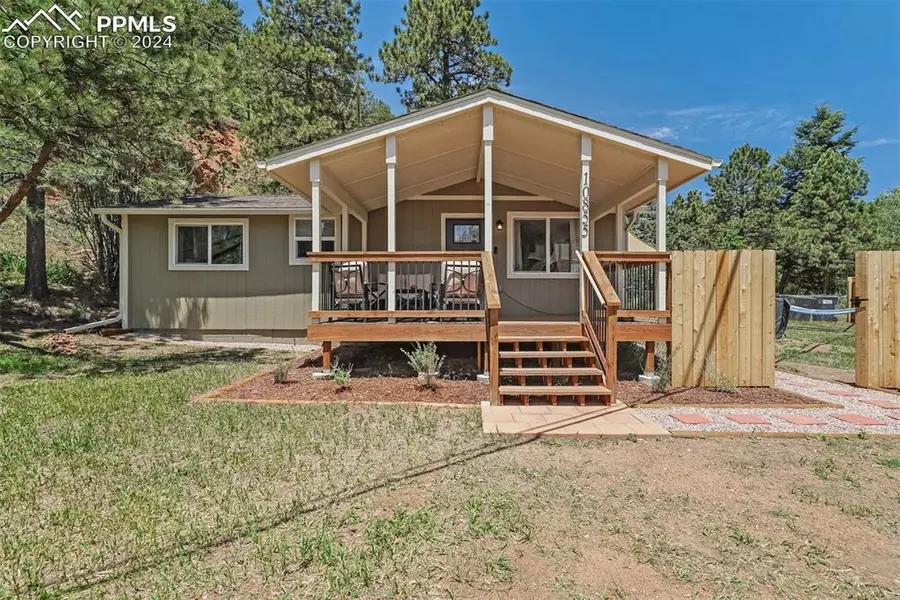 10855 Ute Pass AVE, Green Mountain Falls, CO 80819