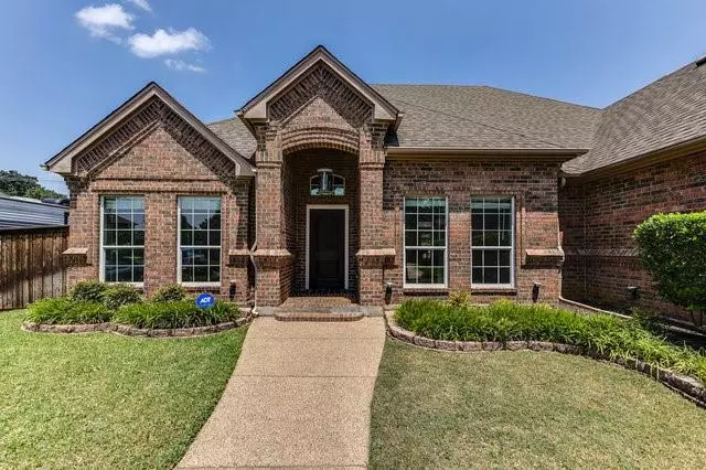 1002 Yukon Drive, Mansfield, TX 76063