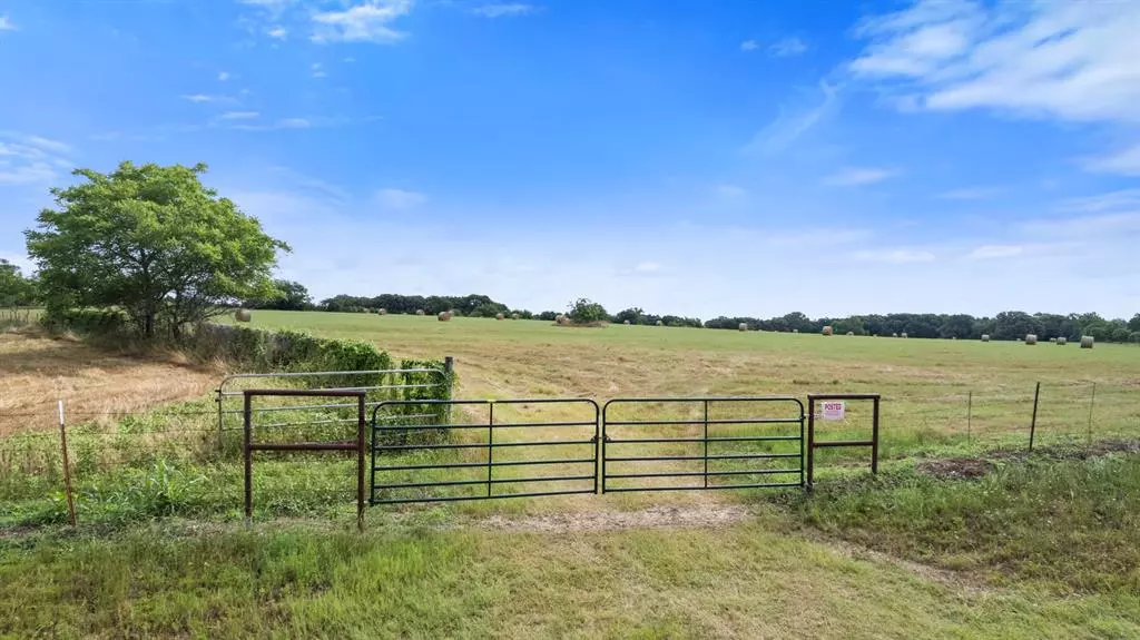 Mount Pleasant, TX 75455,000 Old Paris Road