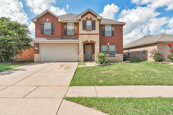 2433 Clairborne Drive,  Fort Worth,  TX 76177