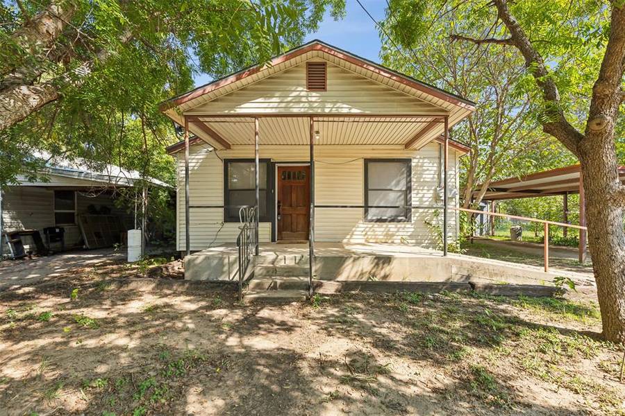 307 N Dixie Street, Eastland, TX 76448