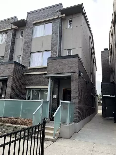 330 Village Green SQ #8, Toronto E07, ON M1S 0L1