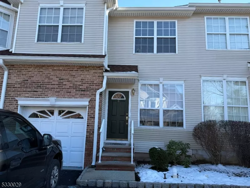 Franklin Twp., NJ 08873,4 Saddle Ct