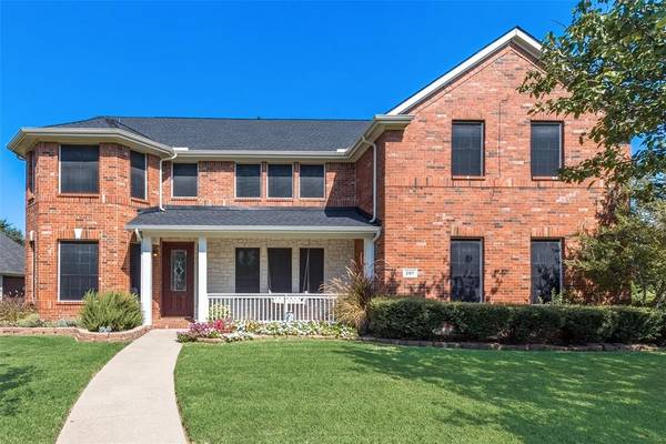 207 Foxdale Lane,  Sunnyvale,  TX 75182