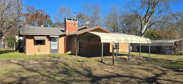 East Tawakoni, TX 75472,793 Oak Leaf Trail