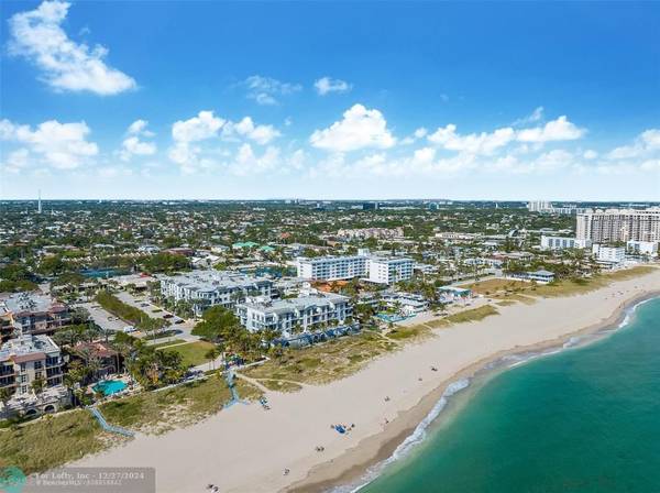 Lauderdale By The Sea, FL 33308,4511 El Mar Dr  #211