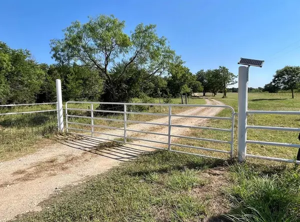 Chico, TX 76431,299 Private Road 1452