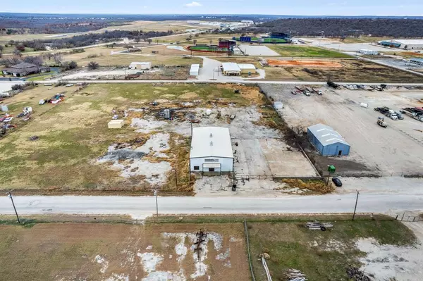 Graham, TX 76450,261 E Industrial Boulevard