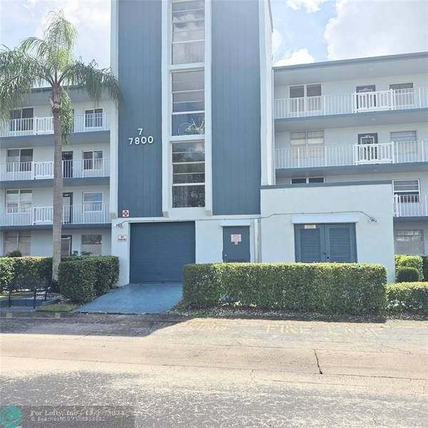 7800 NW 18th St  #202, Margate, FL 33063