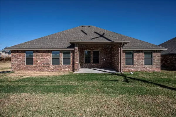 Yukon, OK 73099,700 Black Mesa Court