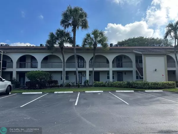 Coconut Creek, FL 33066,2606 Nassau Bnd  #E1