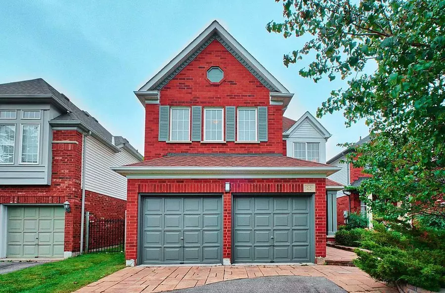 Whitby, ON L1P 1P1,25 Dalebrooke CRES