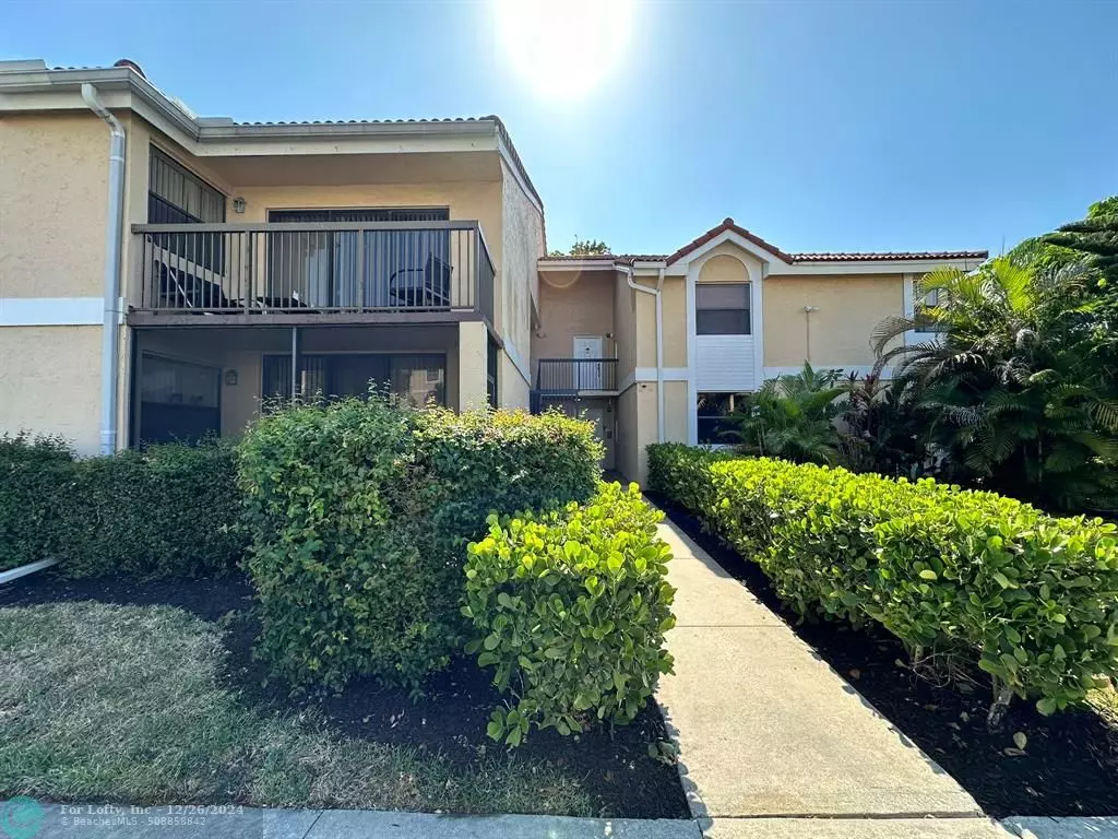 Coral Springs, FL 33067,5781 Riverside Dr  #205A-4